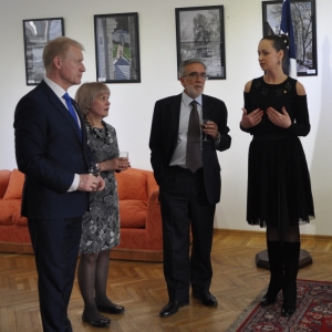 Выставка члена-корреспондента РАХ В.С. Бубелы-Масловой в посольстве Чили