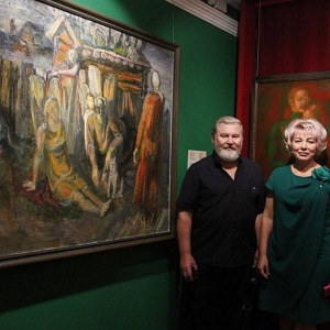 Пятая межрегиональная академическая выставка-конкурс «Красные ворота/Против течения» в Саратове.