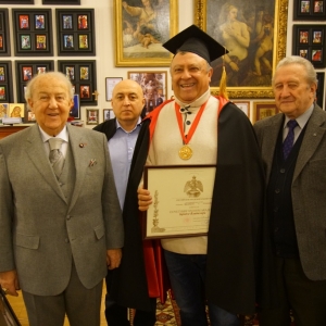 Вручение регалий Почетного члена и наград Российской академии художеств