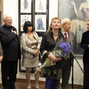 Выставка произведений Елены Качелаевой.