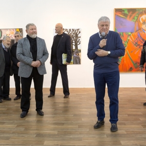 Групповая выставка московских художников, посвященная 260-летию Российской академии художеств.