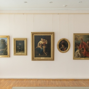 Экспозиция «Академическая школа искусства» в Саврополе.