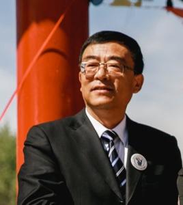 К 60-летию почётного зарубежного члена РАХ Цао Байина