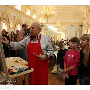 Президент Российской академии художеств З.К.Церетели  провел мастер-класс в Стрельне 