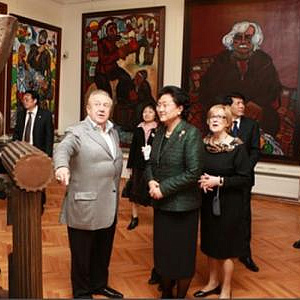 Президент Российской академии художеств Зураб Церетели принял делегацию правительства КНР