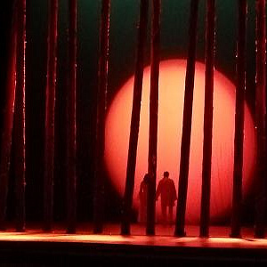  Долгожданная сценографическая работа Б.Мессерера в Малом театре.  Г.Гауптман «Перед заходом солнца».