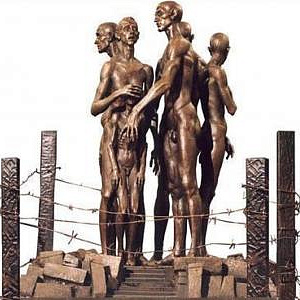 Памятник жертвам Холокоста работы Зураба Церетели в Израиле.