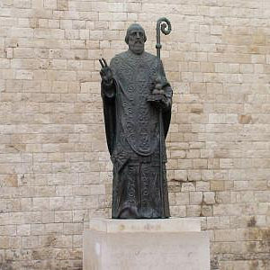 Памятник Святителю Николаю Чудотворцу открыт в Бари