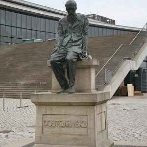Открыт памятник Ф.Достоевскому в Дрездене работы А. Рукавишникова