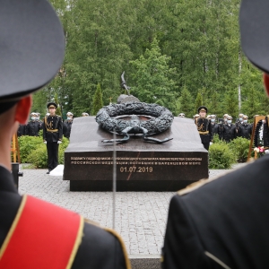 Открытие мемориального комплекса погибшим в Баренцевом море подводникам работы М.В.Переяславца