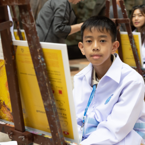 Мастер-класс З.К.Церетели для детей из Тайланда. Фото: Виктор Берёзкин, пресс-служба РАХ