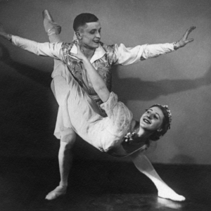 С.Н. Головкина с партнёром во время репетиции. Автор фото неизвестен. Из архива семьи.