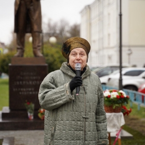 Открытие памятника академику РАХ Ефрему Зверькову в Твери, 21 октября 2020 года
