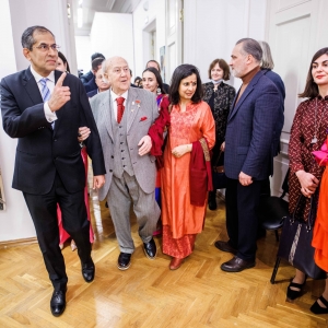Выставка к 75-летию дипломатических отношений «Россия-Индия: сад дружбы» в МВК РАХ